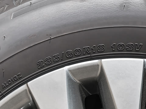 2026�� 2.5L ˫���������ʰ�