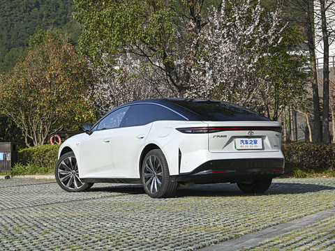 2026�� 710 Ultra�����״��