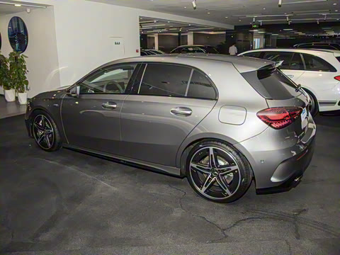 2026�� AMG A 35 4MATIC