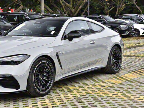 2025 Ŀ AMG CLE 53 4MATIC+ ܳ