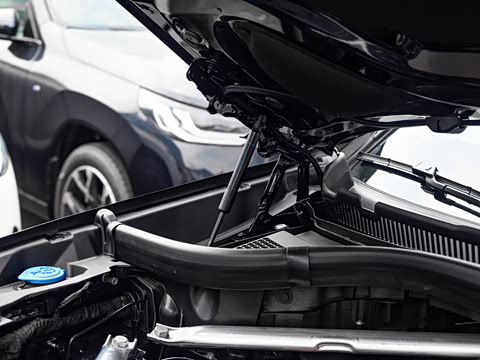 2026�� xDrive40i ������ M�˶���װ