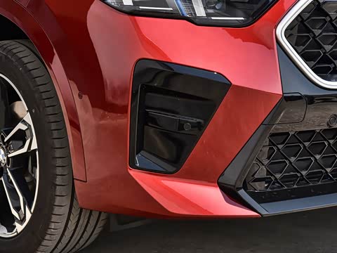 2026�� sDrive25i M�˶���װ