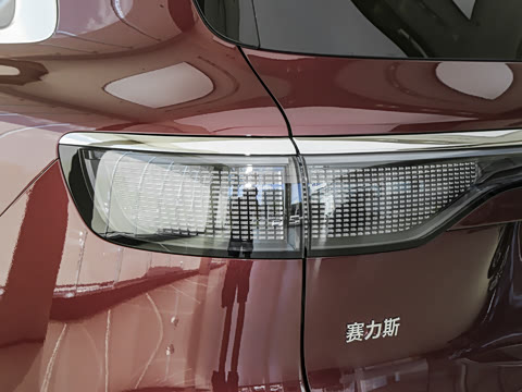 2025�� ���� Ultra ����������