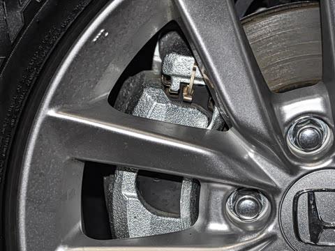 2025�� 240TURBO �ֶ����ٰ�