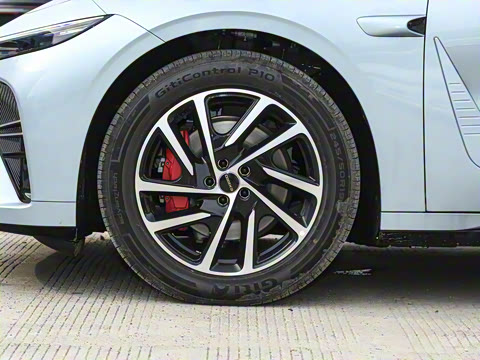 2025�� ���� Plus ��������