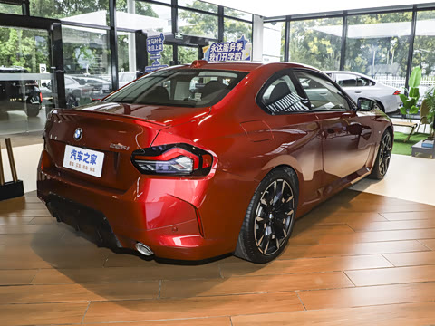 2025�� 225i M�˶���ҹ��װ