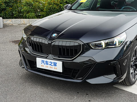 2026�� 530Li ������ M�˶���װ
