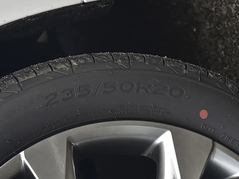 2027�� 2.5L ˫�����������