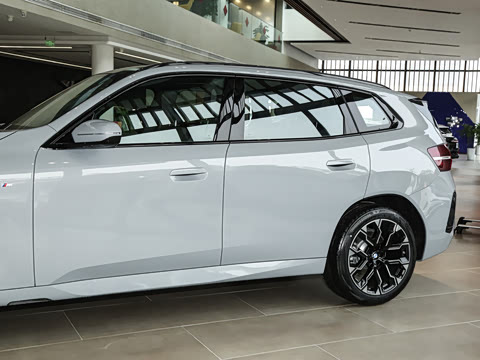 2026�� xDrive30L ������ M�˶���ҹ��װ