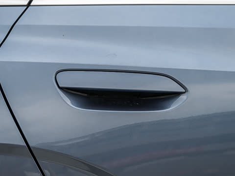 2025�� EV 545KM������