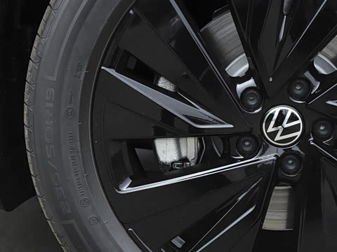 2026�� ̽��L 380TSI ����35������ѡ��