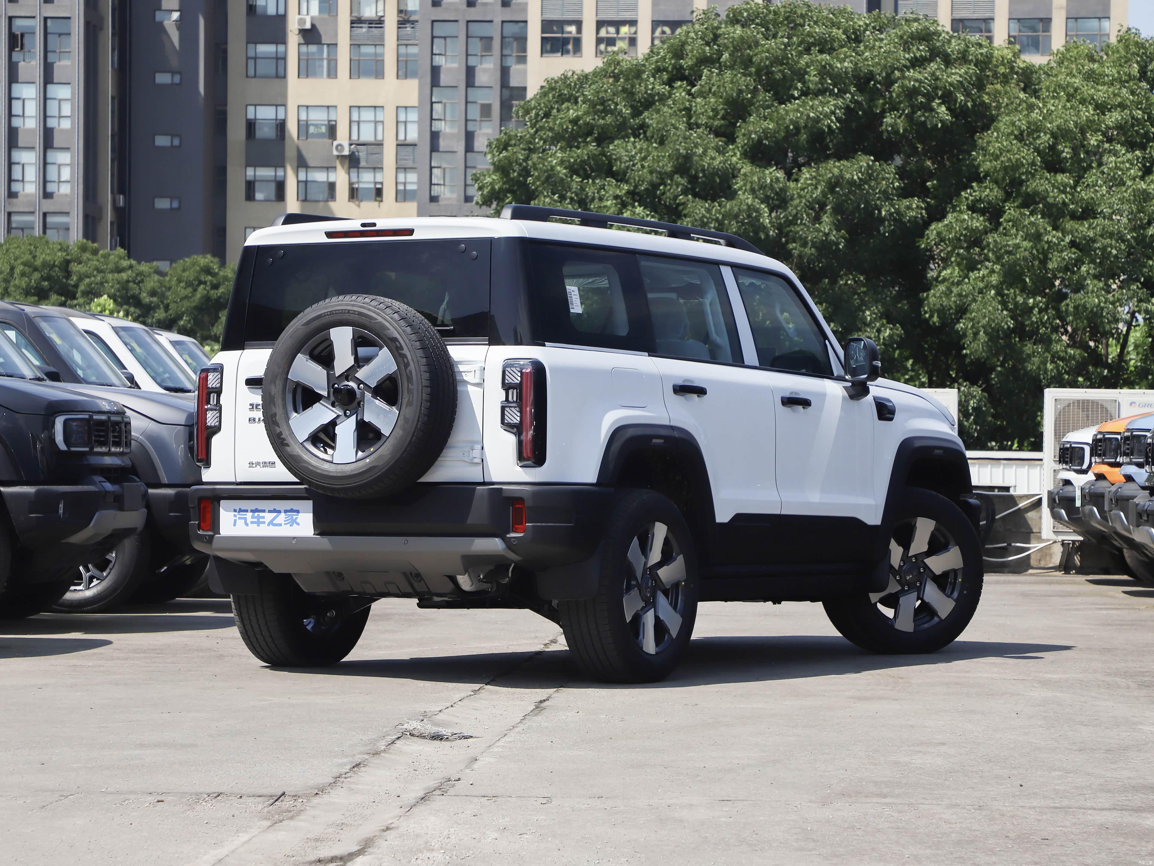 BAIC BJ40, миниатюра 7