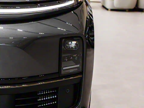 2025�� Ultra ���ܻ��°�