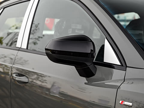 2026�� quattro 45�����ذ� 45TFSI quattro ʱ�ж�����