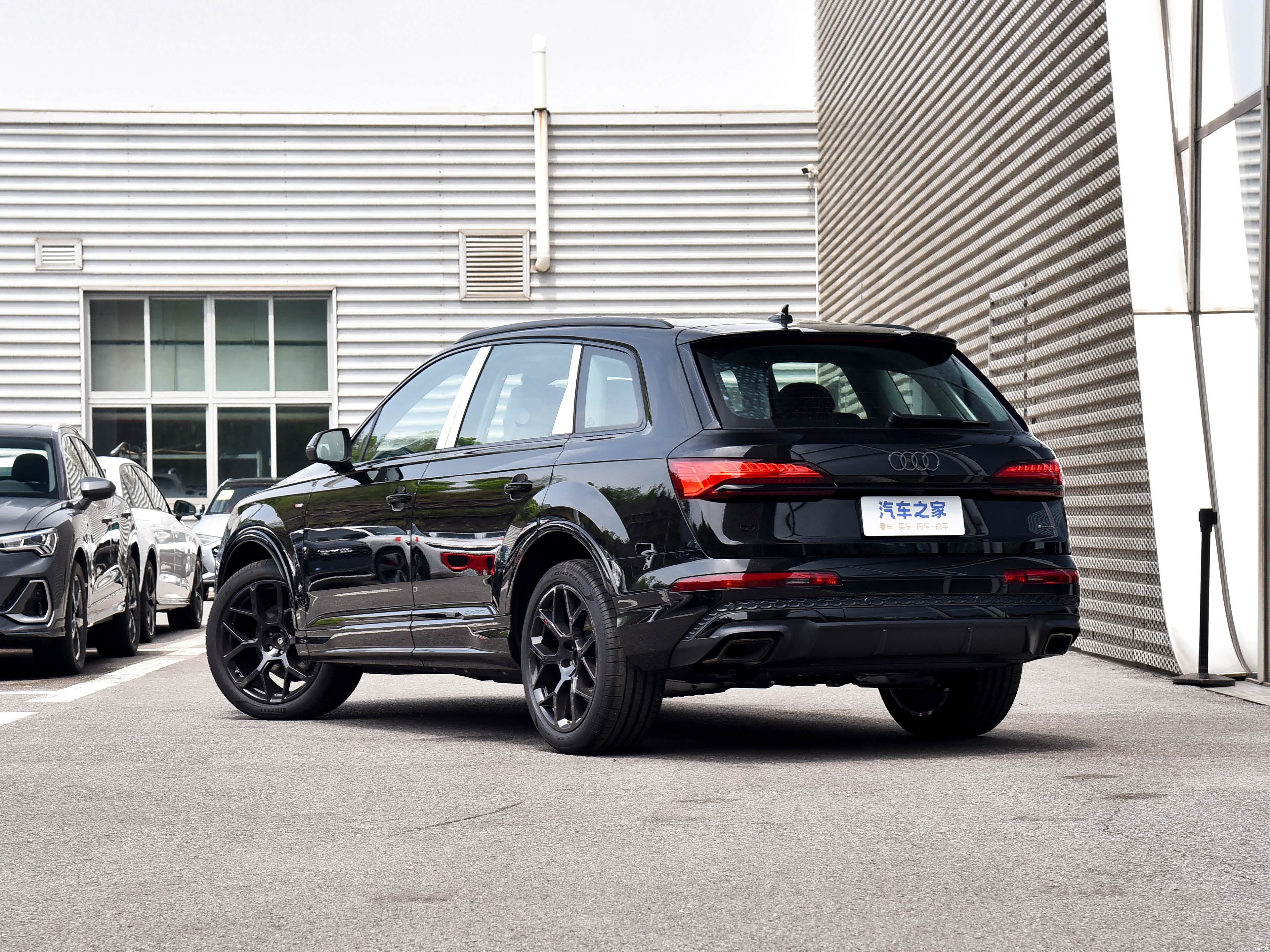 Audi Q7, миниатюра 5