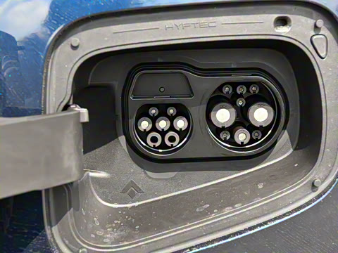 2025�� �Ŀ� 350 Max���������״��