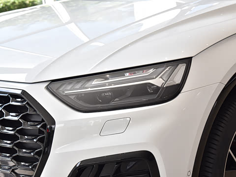 2025�� quattro 45�����ذ� 45 TFSI ������