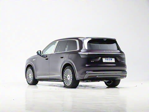 2025�� ���� Ultra ����������