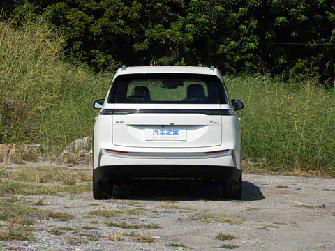 2025�� Plus 430 ������