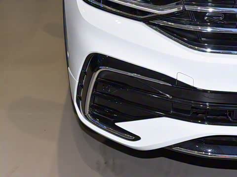 2026�� ���ڿ� 330TSI �Զ�����R-Line��ҫ��