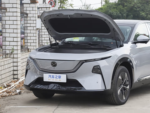 2025�� ����200 Pro