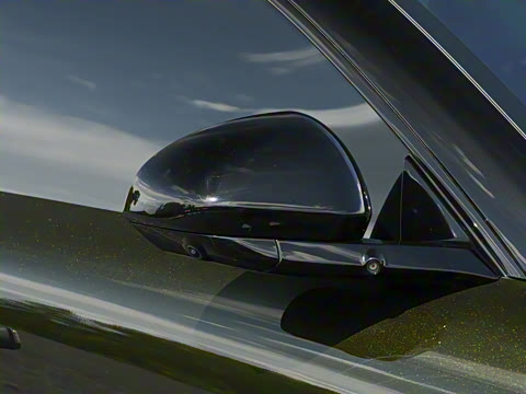 2025�� 240����Ultra�˶���