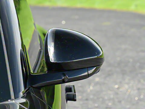 2025�� 240����Ultra�˶���