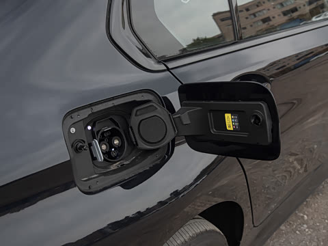 2026�� �Ŀ� eDrive 40L ��ҹ�˶���װ