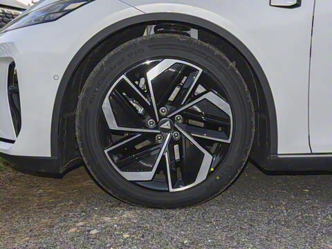 2026�� 660Ultra��ΪǬ��ADS SE��