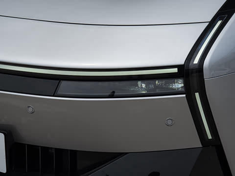 2025�� 702 ������ Ultra