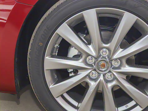 2025�� 2.0L �Զ���ҫ��