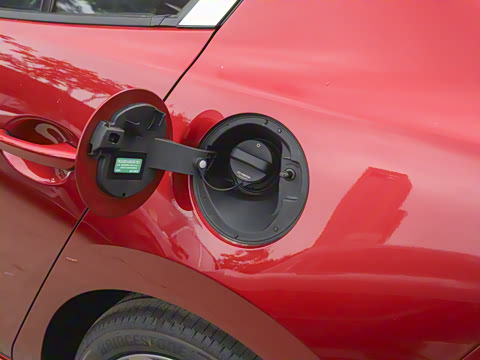 2025�� 2.0L �Զ���ҫ��