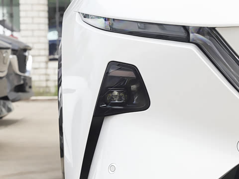 2025�� ����200 Pro