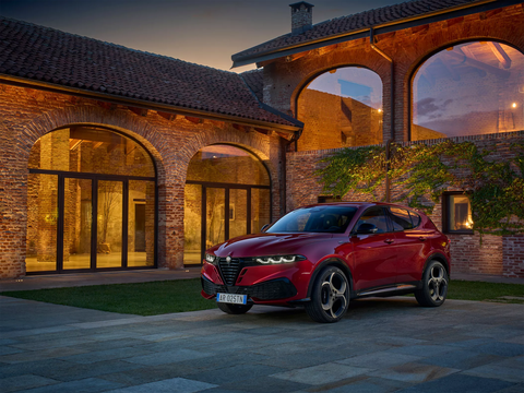 ������������ŷ Tonale������