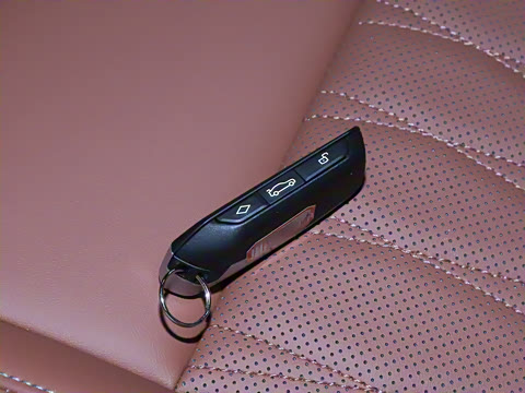 2025�� sDrive25Li X�����װ