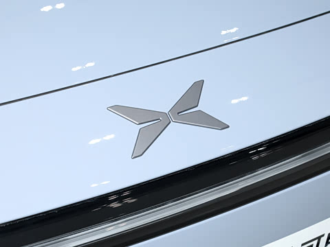 2026�� ���� 702 Max �콢��