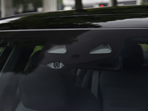 2026�� �Ŀ� C 260 L �ҹ�˶���