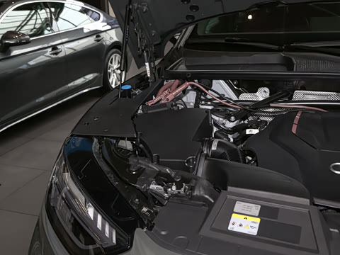 2024�� 3.0 TFSI quattro