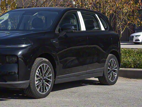 2025�� 600������