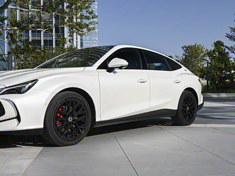 2026�� 2.0T Trophy+ �����Ǽݰ�