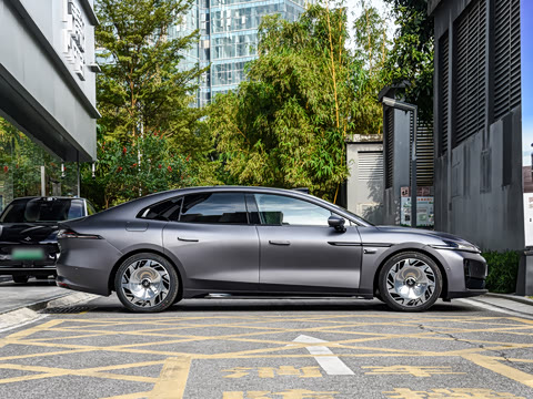 2025�� ������