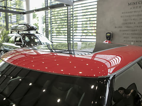 2026�� JOHN COOPER WORKS