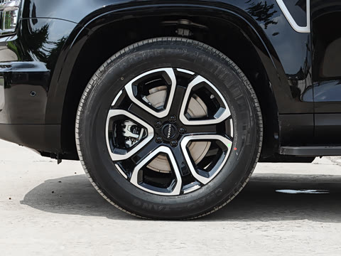 2026�� 1.5T PHEV 5��