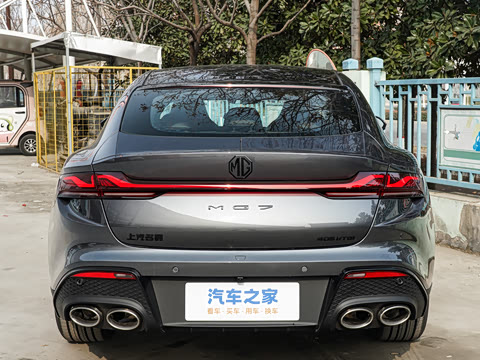 2026�� 2.0T 405 AT������