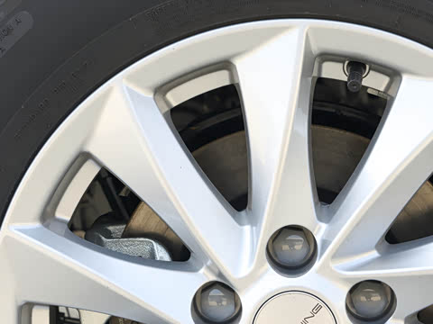2025�� 410km ��ͨ������� 7��