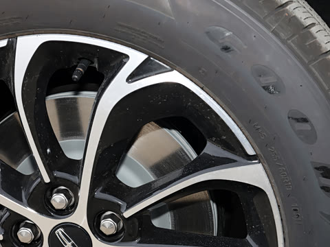 2026�� 2.0T ����������