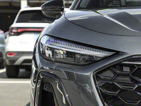 2026�� 2.0T �˶��� quattro