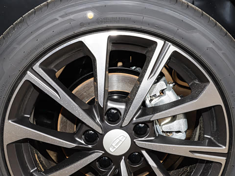 2026�� ��4�� 400������ 1.5L CVT׿Խ��