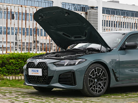 2026�� 430i Gran Coupe M�˶���ҹ��װ