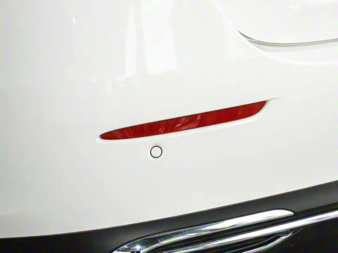 2024�� E 350 e L ���ʽ��϶����γ�